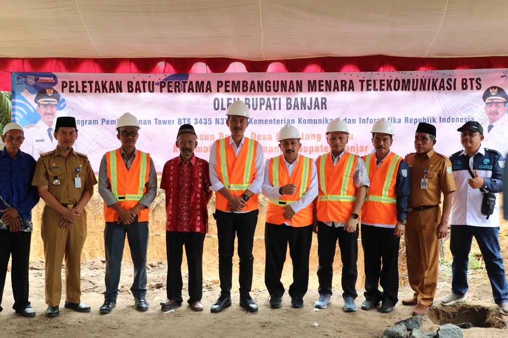 Peletakan Batu Pertama Pembangunan BTS di Dusun Sungai Bokor