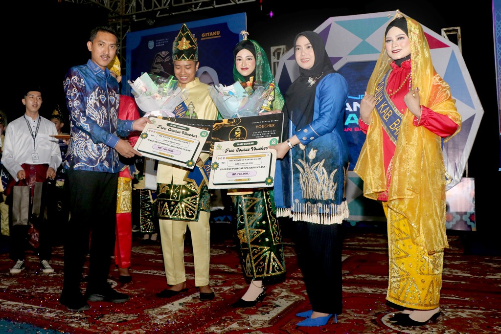 Banjar Manis Festival Ditutup, Arif dan Dina Nanang Galuh Intan Banjar ...