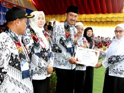 Peringatan Hari Guru Nasional di Kabupaten Banjar Lebih Spesial