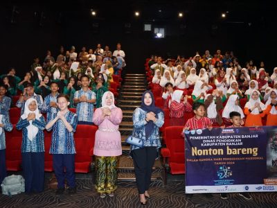 Peringati Hardiknas, Disdik Banjar Ajak Siswa dan Guru Nobar Film 1 Cm