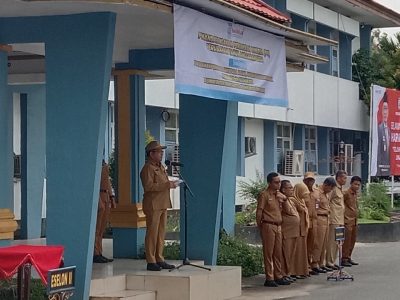 PNS dan PTT Terbaik Sekretariat Pemkab Banjar Dapatkan Penghargaan