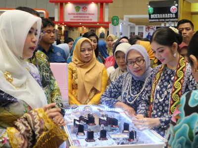 Inacraft 2025, Dekranasda Kabupaten Banjar Pamerkan Produk Unggulan Berlian