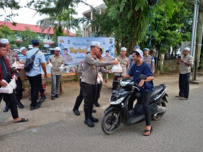 Kapolres Banjar Buka Puasa Bersama Jurnalis, Mahasiswa dan Anak Yatim