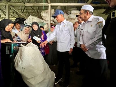 Menteri Lingkungan Hidup : Pola Bank Sampah Sekumpul Sangat Ideal