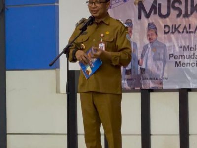 Lima Grup Seni Ikuti Pelatihan Musik Panting di Martapura