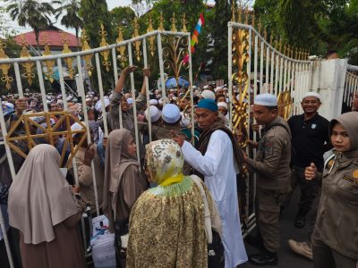 Rombongan Jemaah Haji Kloter 10 Asal Banjar Tiba di Martapura, Satu Jemaah Meninggal Dunia