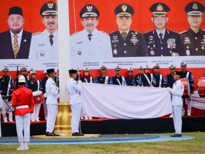 Penurunan Bendera, Dandim 1006 Banjar Ajak Semua Elemen Bersatu Membangun Negeri