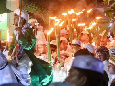 Kirab Santri Nasional di Kabupaten Banjar Berlangsung Meriah, Ribuan Santri Tumpah Ruah ke Jalan